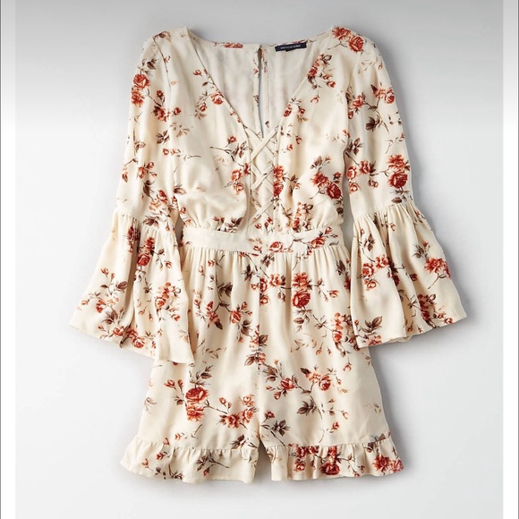 American Eagle Outfitters Pants - American Eagle Cream w/ Floral Print Bell Sleeve 
Cottage Core Romper Sz S